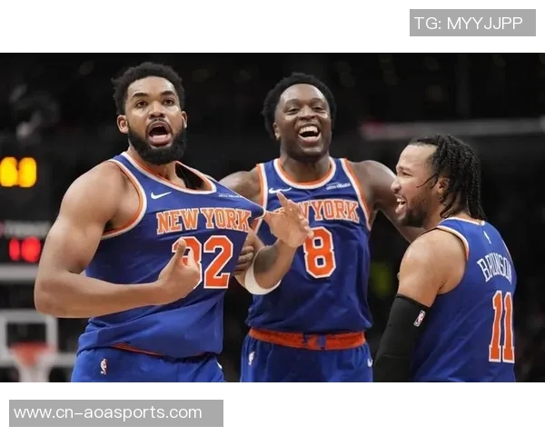 尼克斯与雷霆激战正酣球迷期待精彩对决与绝妙表现 尼克斯与雷霆激战正酣球迷期待精彩对决与绝妙表现